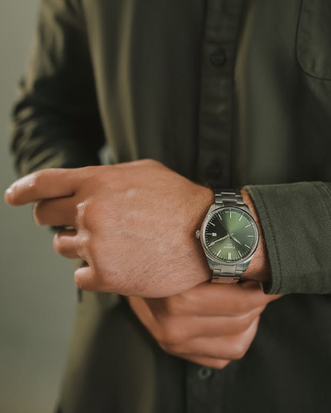 TISSOT T150.410.11.091.00 - Image 2